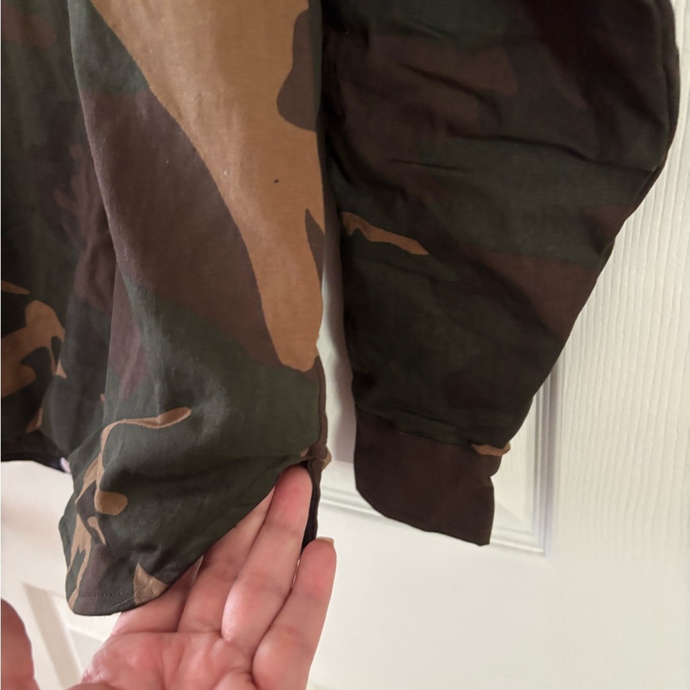 MNML Camouflage Hooded Zip Up Woodland Men’s Jacket Size Small BNWT - Picture 11 of 13